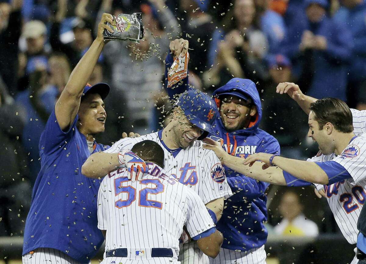 David Wright gives Mets comeback win over Brewers