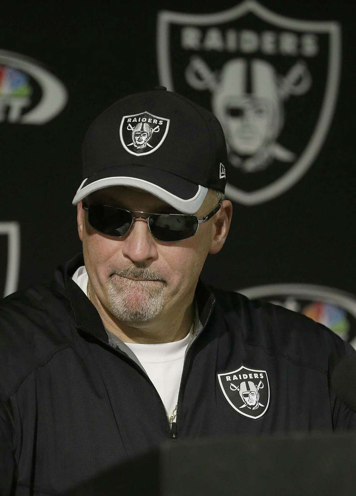 The Oakland Raiders have told Tony Sparano that he will not be getting the full-time job, clearing the way for the team to hire Jack Del Rio.