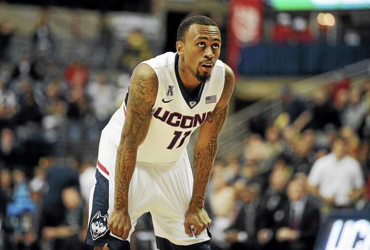 Former UConn star Ryan Boatright signed with the Brooklyn Nets.
