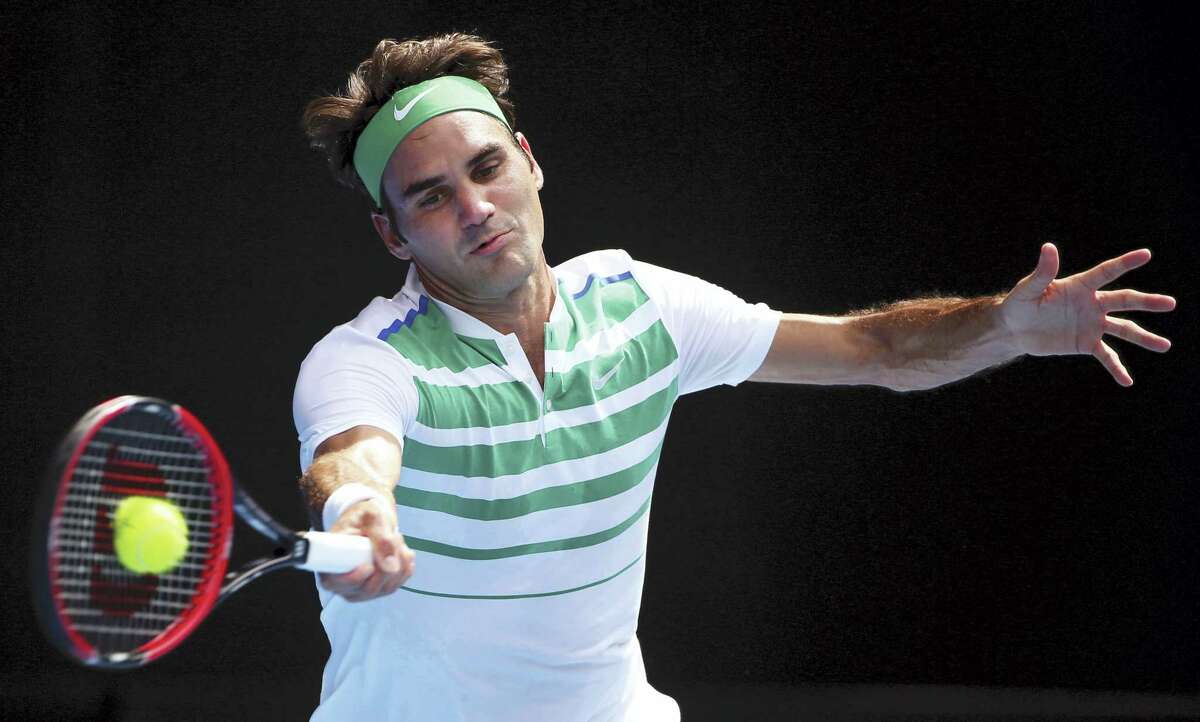 Roger Federer will look to turn around frustrating season at Wimbledon.