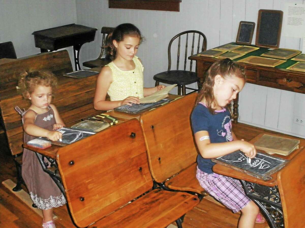Barkhamsted Historical Society inviting visitors to old schoolhouse