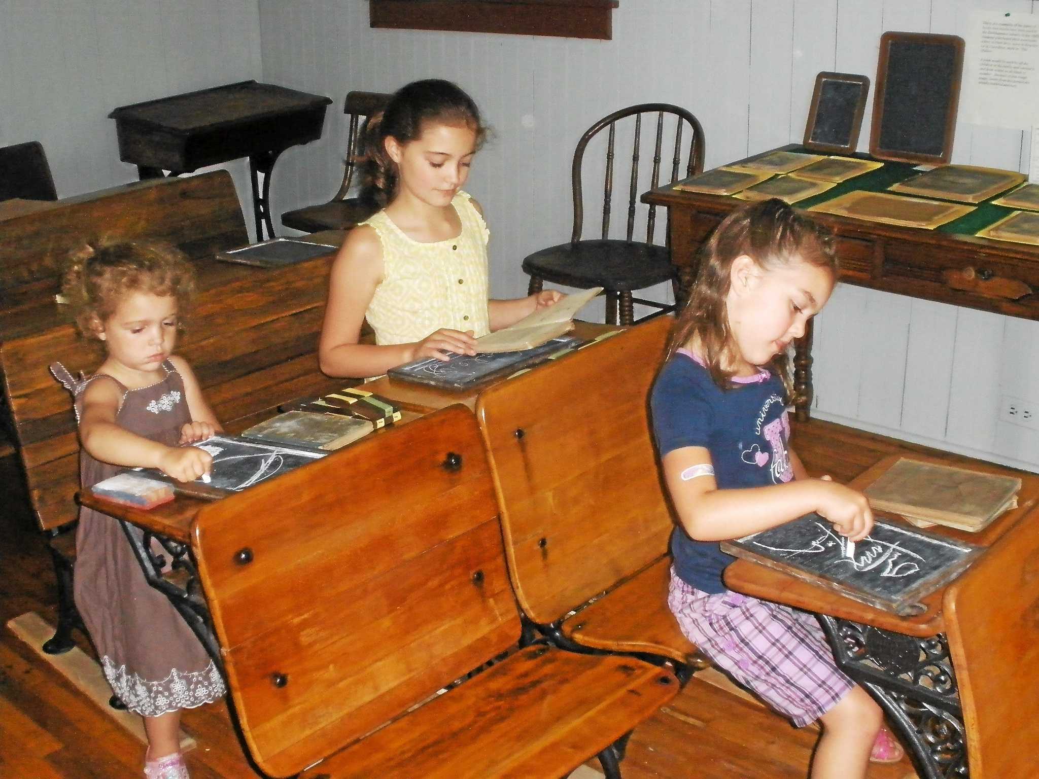 Barkhamsted Historical Society inviting visitors to old schoolhouse