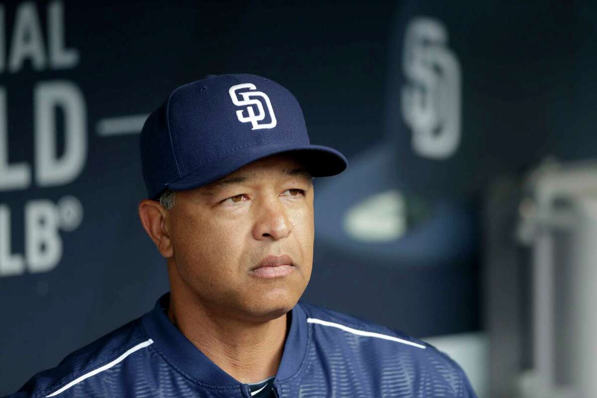 The Los Angeles Dodgers will name Dave Roberts as their new manager.