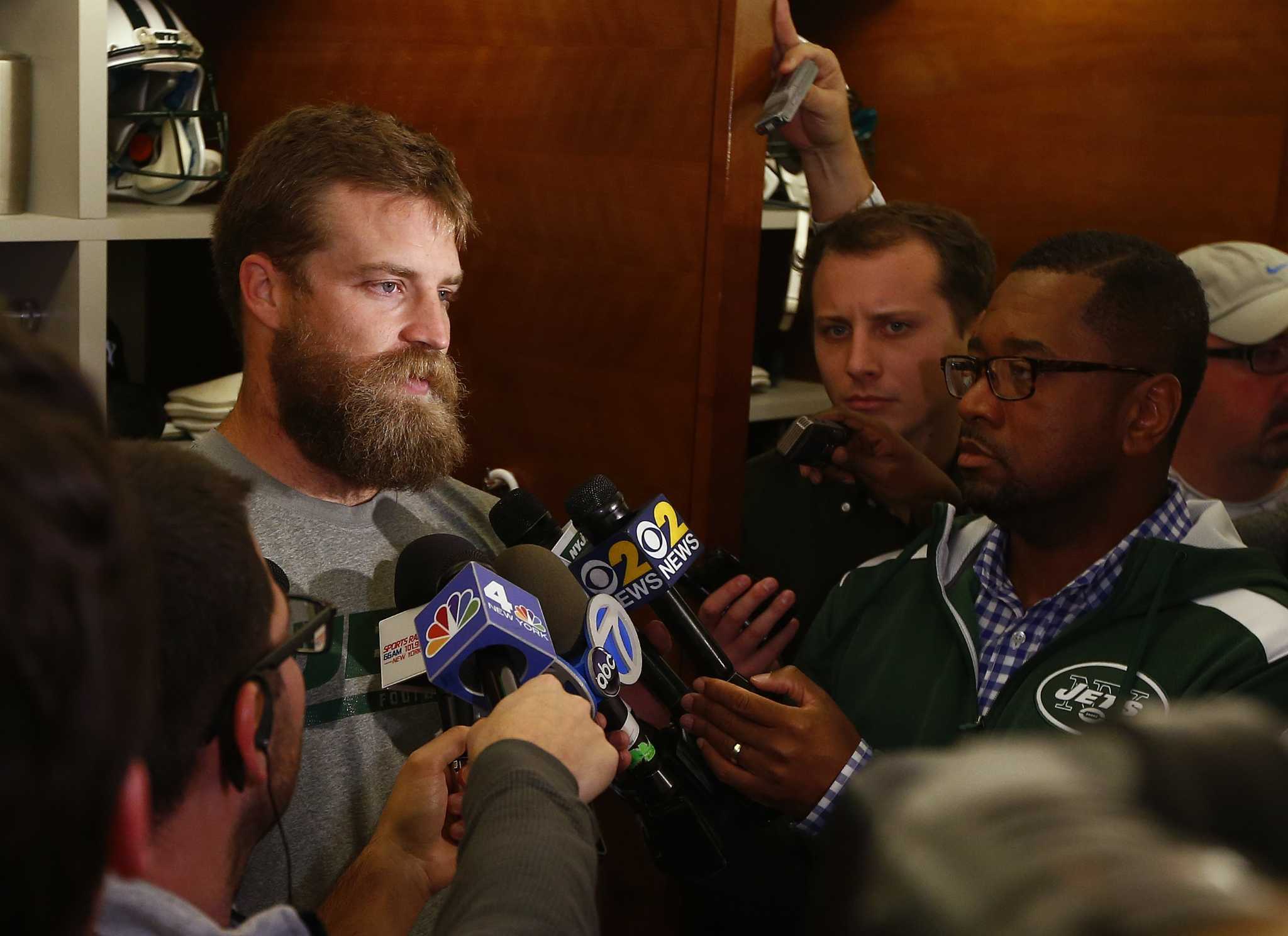 Jets' Ryan Fitzpatrick Will Start Despite Thumb Injury - The New York Times