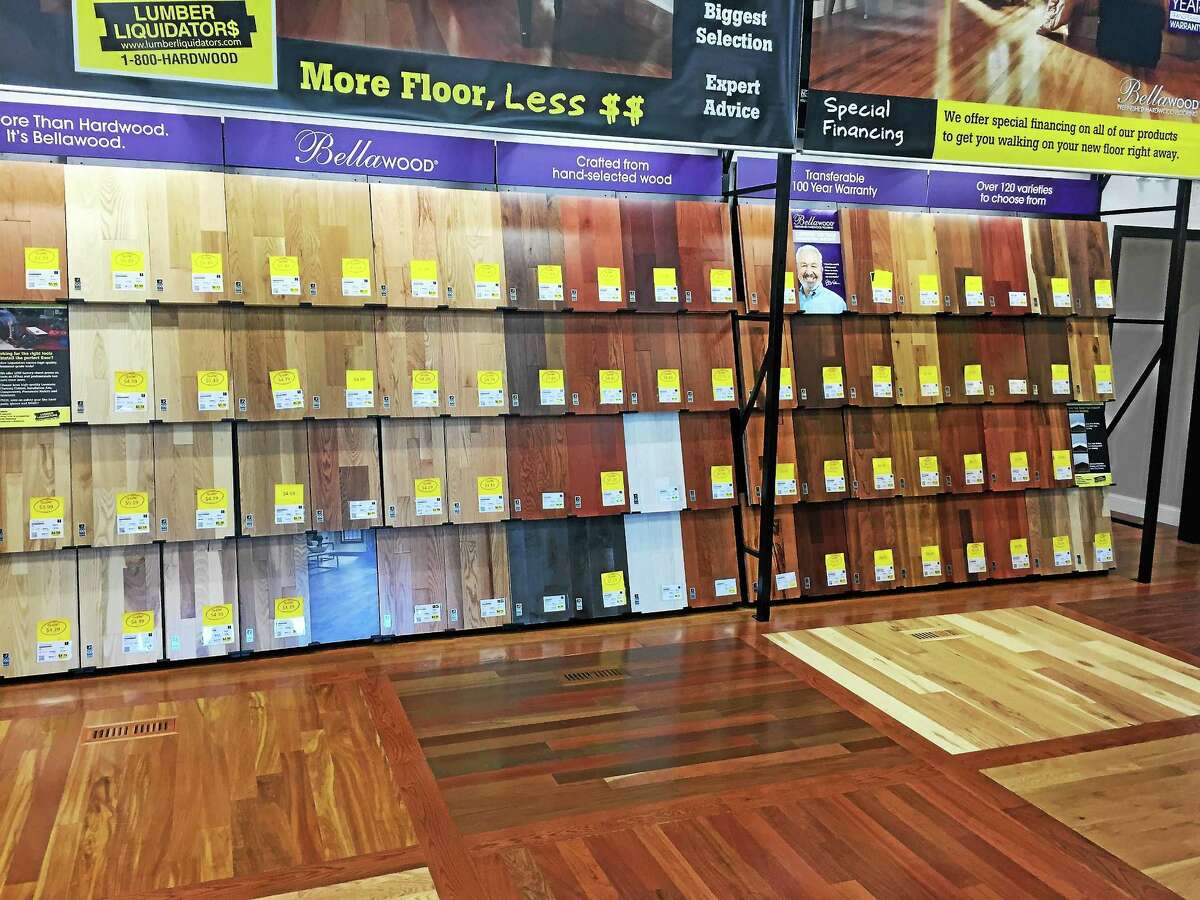 Lumber Liquidators opens store in Torrington
