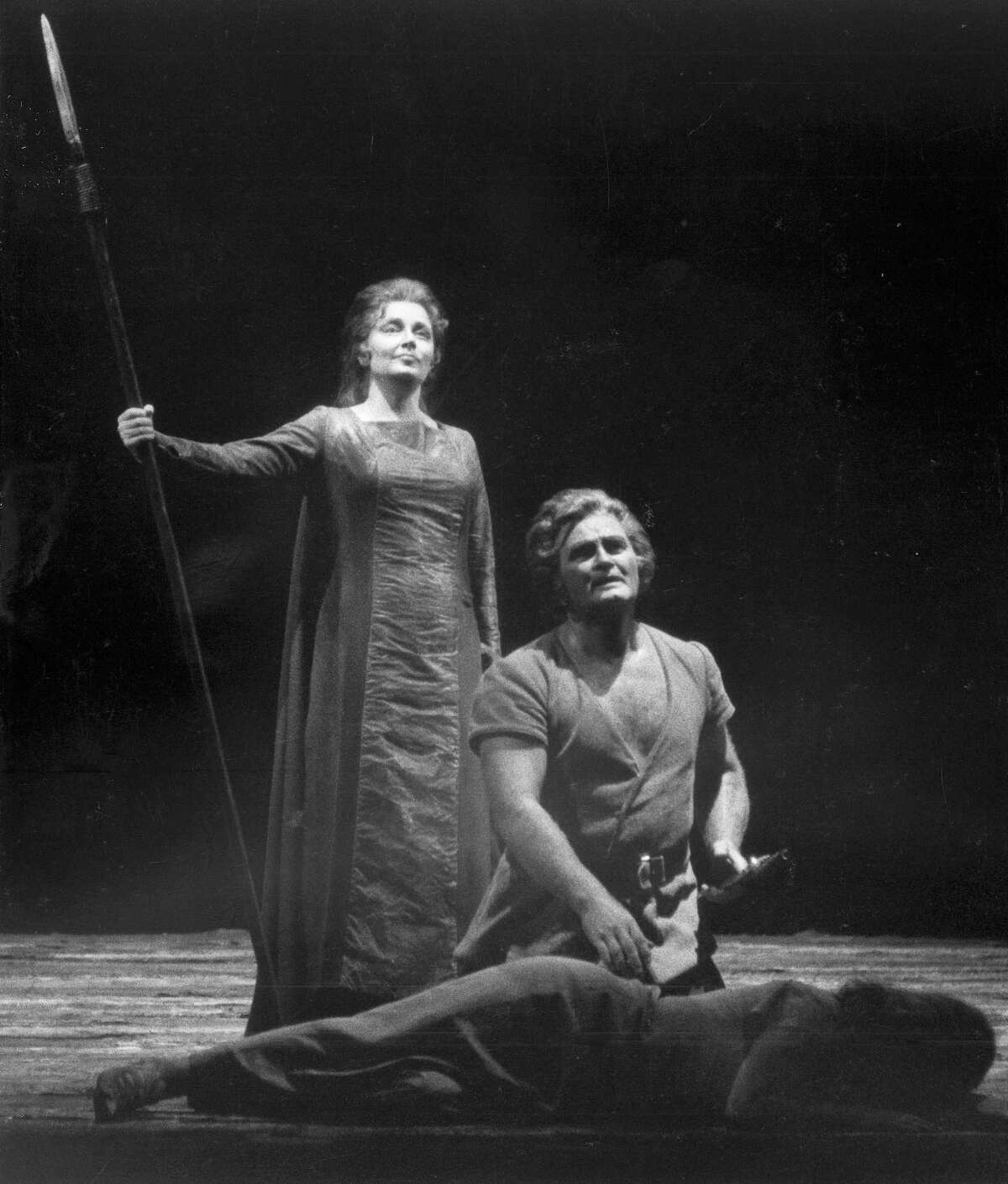 In this 1976 file photo, Roberta Knie, as Brunnhilder and Jon Vickers, in Siegmund, are seen in the San Francisco Opera’s production of “Die Walkure” (The Valkyrie) in San Francisco.
