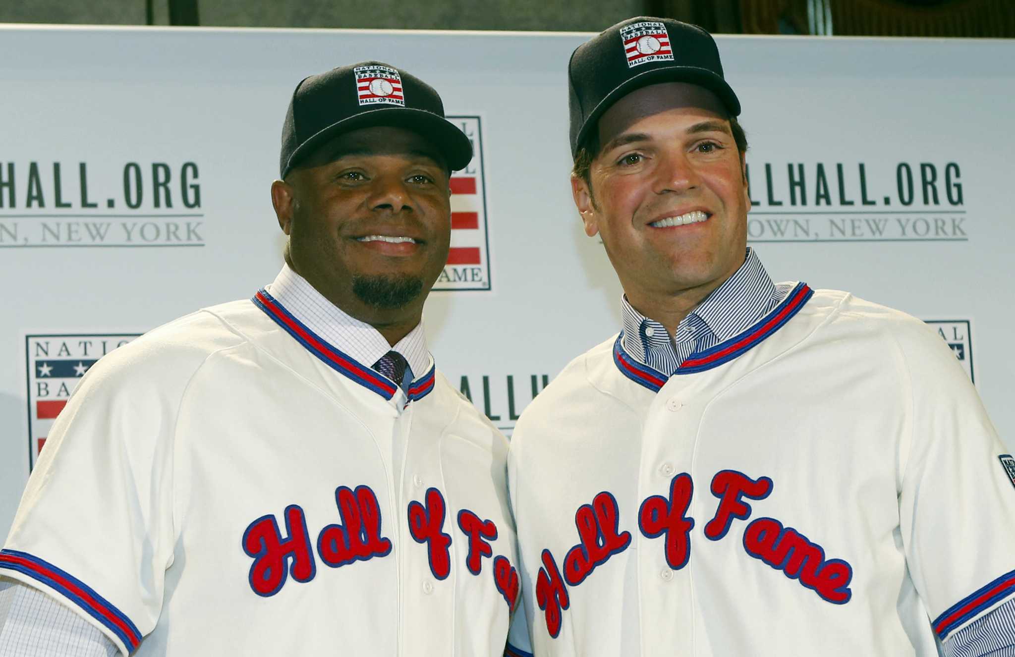 Mike Piazza thankful of Dodgers in emotional Hall of Fame speech
