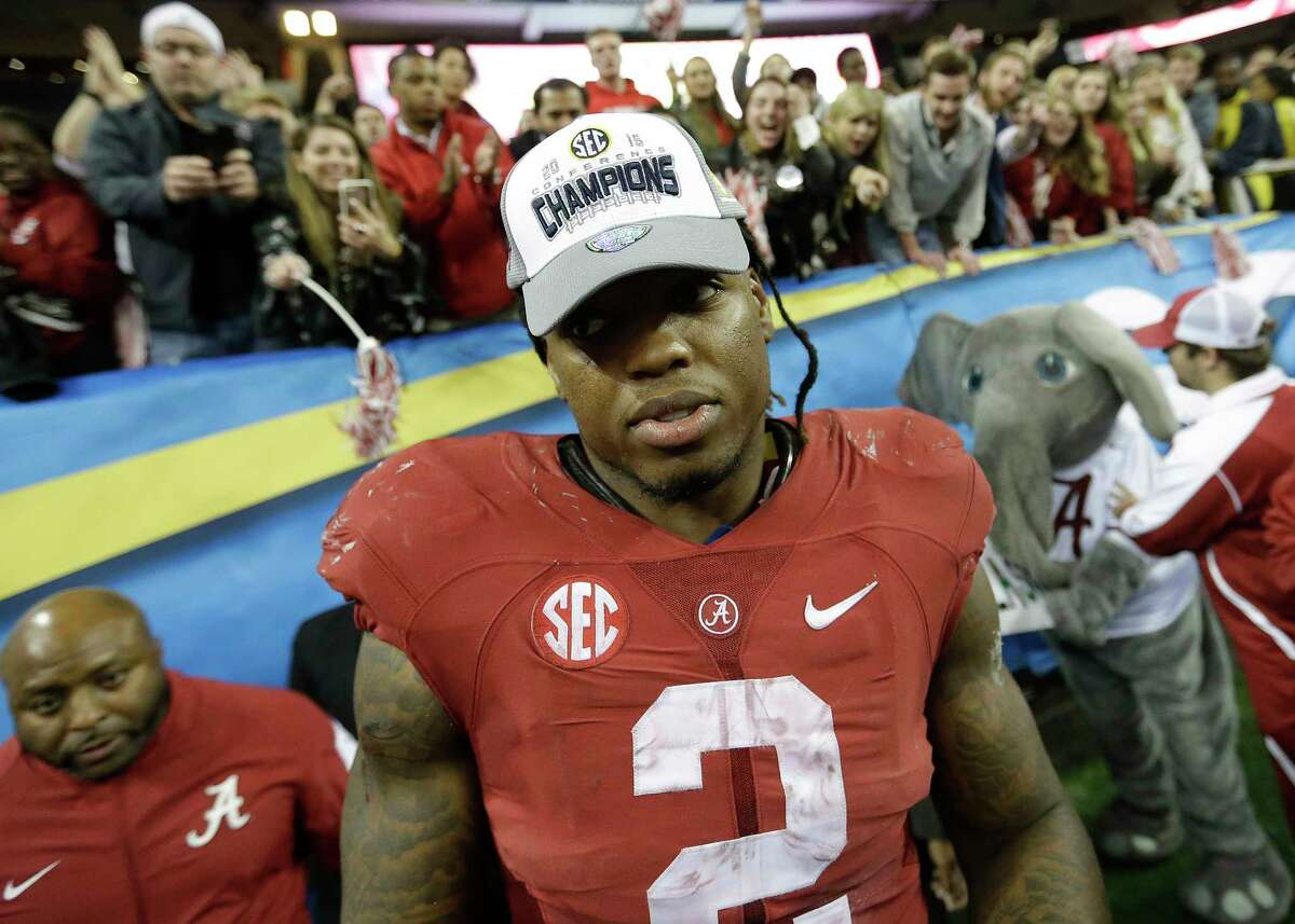 Alabama running back Derrick Henry is one of five finalists for the Walter Camp Player of the Year award.