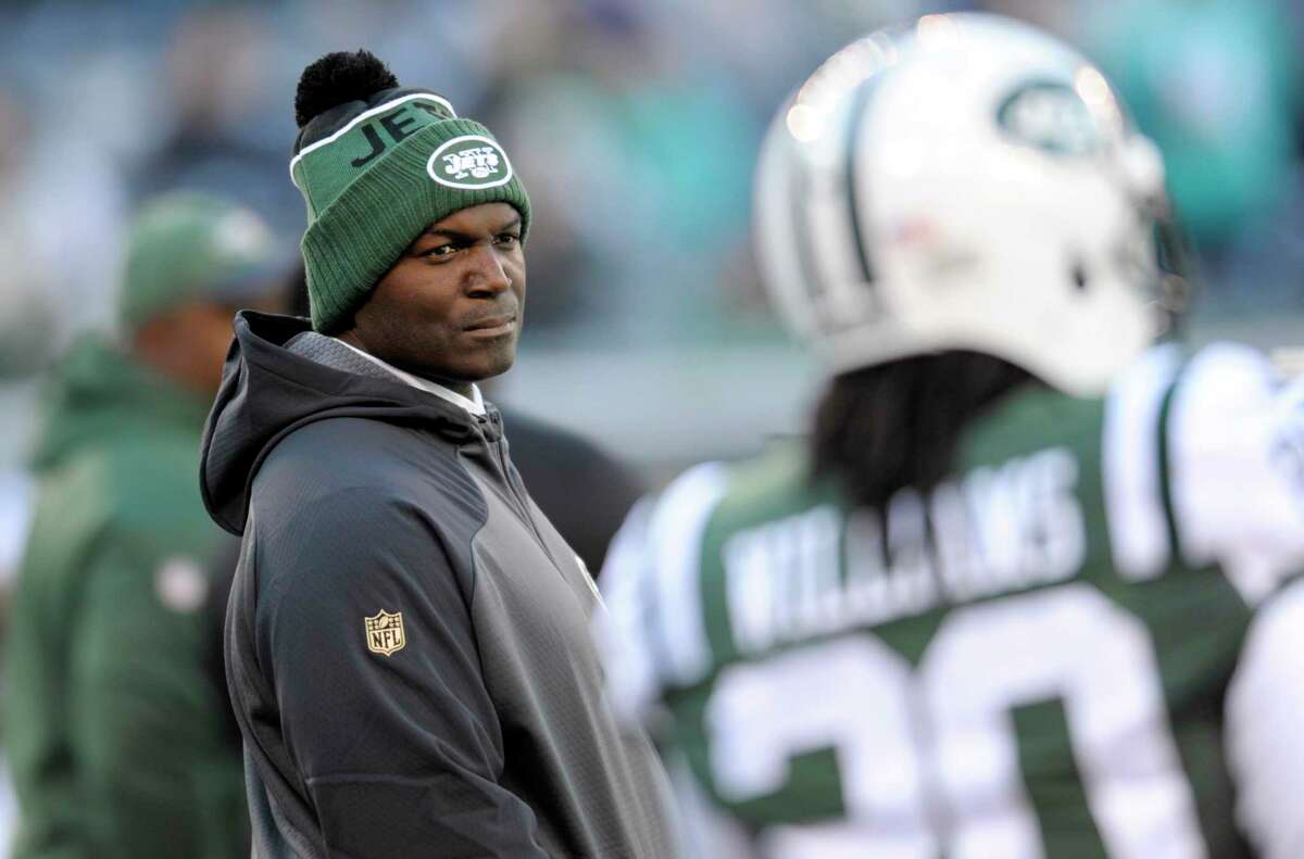 Todd Bowles and the Jets will take on the Giants today at co-owned MetLife Stadium.