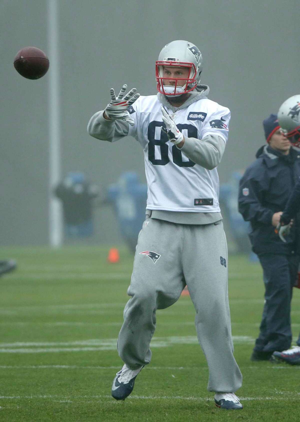 New England Patriots tight end Scott Chandler catches the ball during practice Wednesday in Foxborough, Mass.
