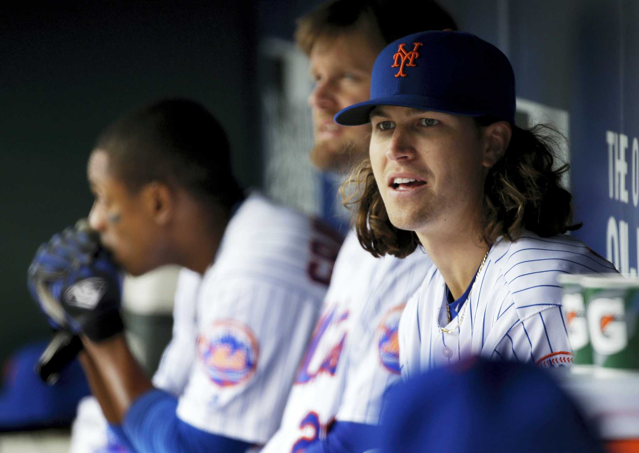 Mets' Jacob deGrom to stay in Florida with sick newborn