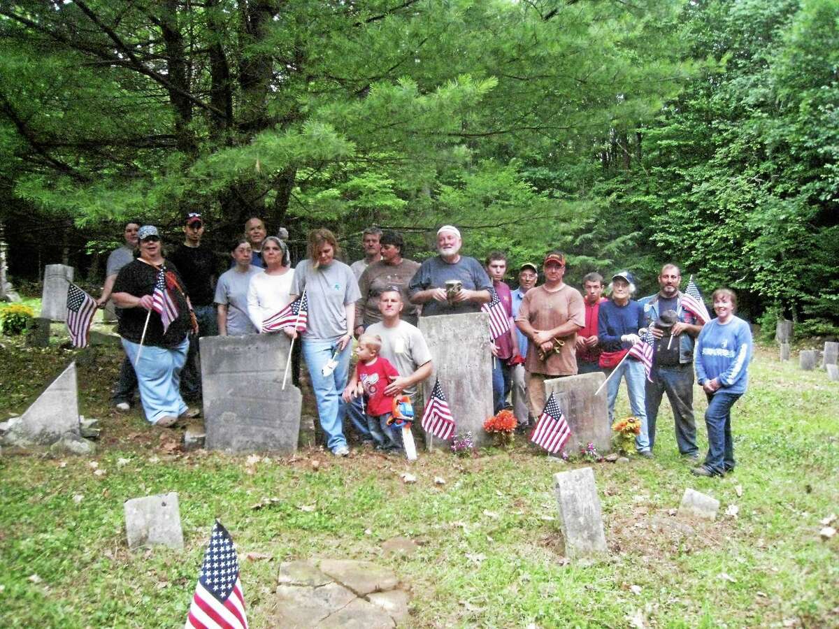 Winsted Dar Members Clean Up Old Cemetery