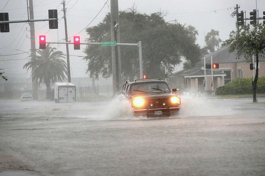 Flash flood warnings have been issued as Tropical Storm Imelda works its way into the Houston-area. It is anticipated that some areas will receive 3-6 inches of rain by Wednesday morning with continuing rainfall through Wednesday night. >>>See the signs that a car might have been flooded in the past... / 2017 Getty Images