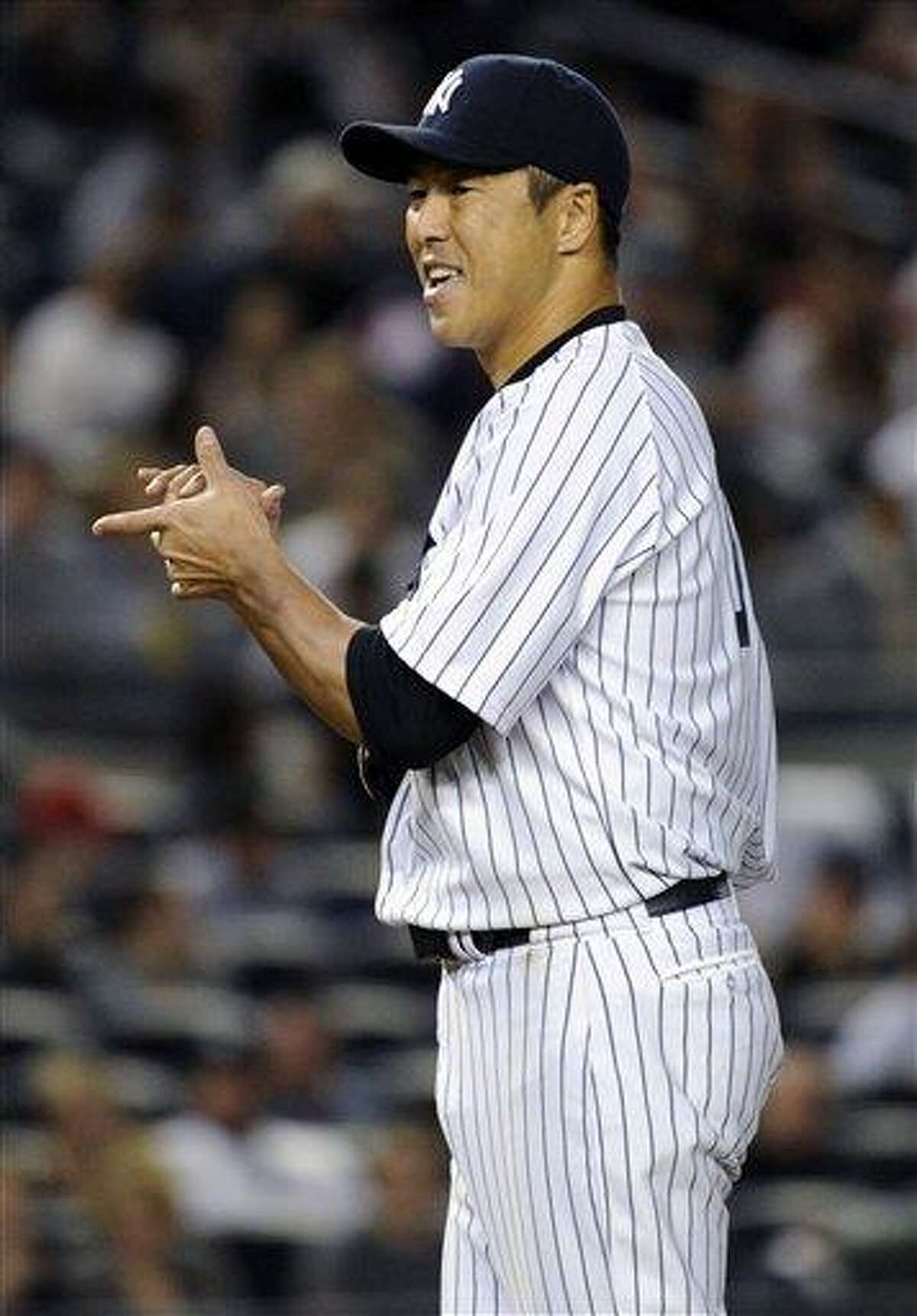 YANKEES: Hiroki Kuroda and the New York Yankees shut out the Toronto Blue  Jays