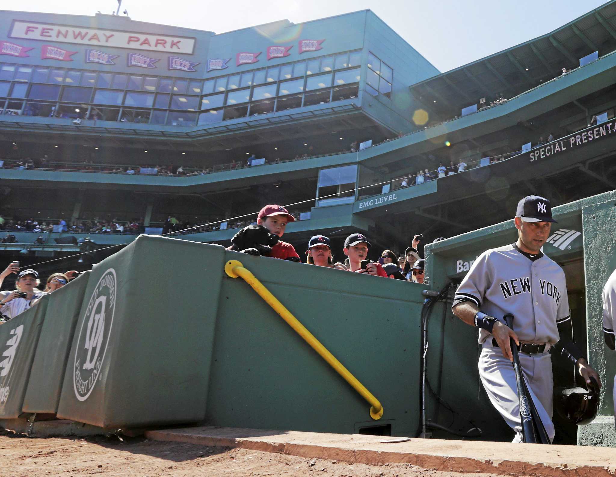 Derek Jeter returns to lineup; Red Sox beat Yankees