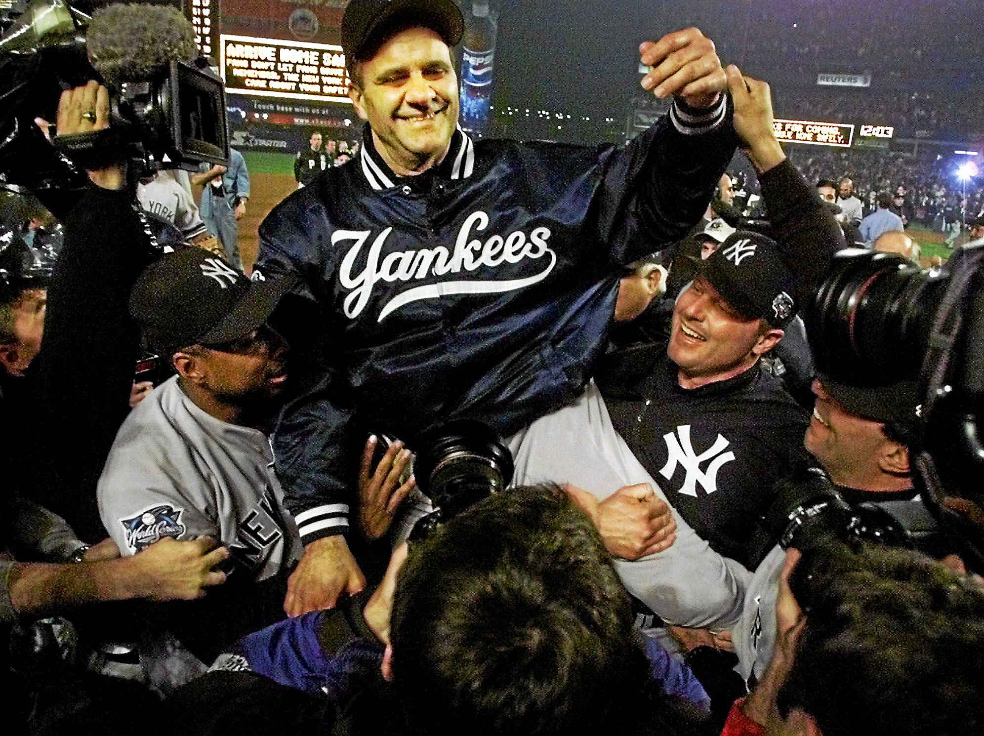 Yankees Will Retire Torre's No. 6 - The New York Times
