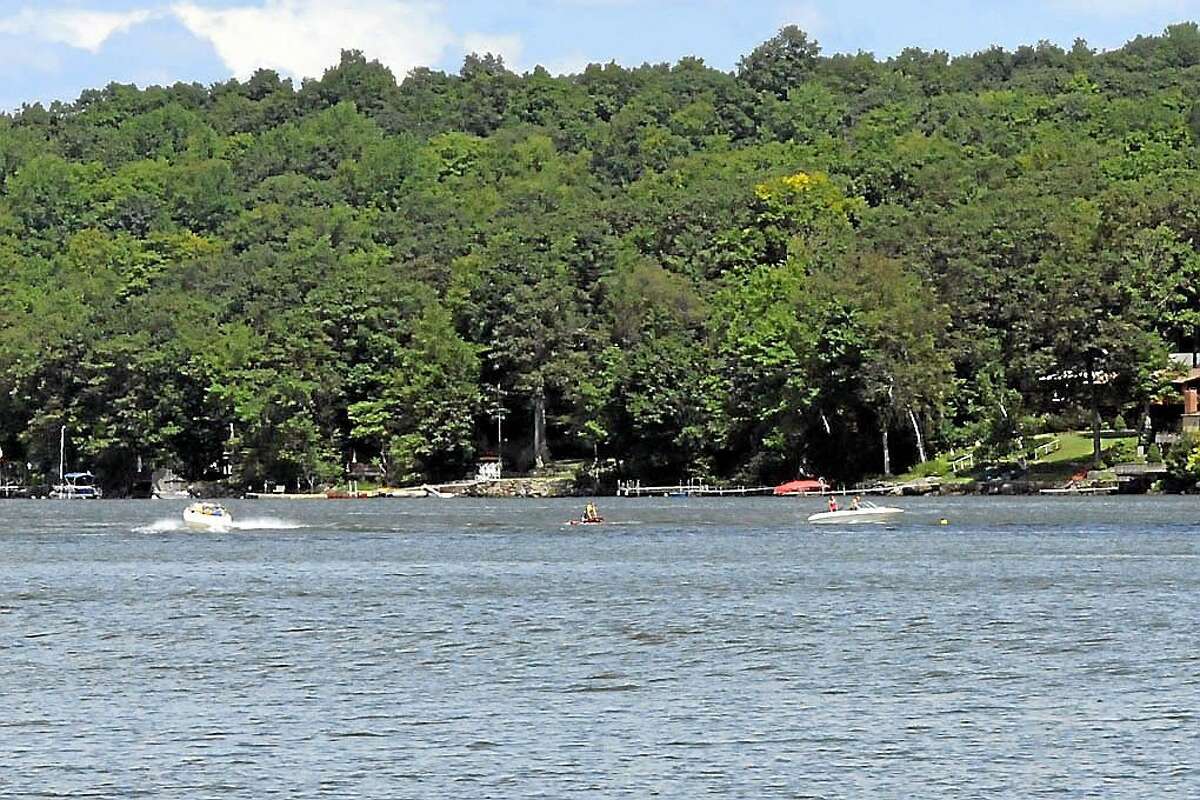 Bantam Lake Authority approves agreement to finish water level control