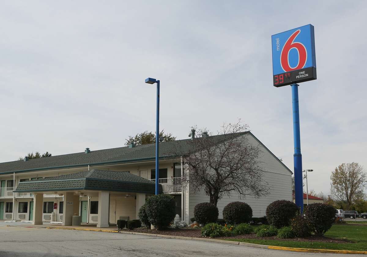 This Motel 6 in Hammond, Ind., is where the body of a woman was found . Police said Sunday, Oct. 19, 2014, that a 43-year-old man confessed to killing a woman whose body was found in the Motel 6 and told investigators where the bodies of three other women could be found in abandoned homes in Gary. The bodies of seven women have now been found in northwestern Indiana , authorities said Monday. (AP Photo/The Times, John J. Watkins)