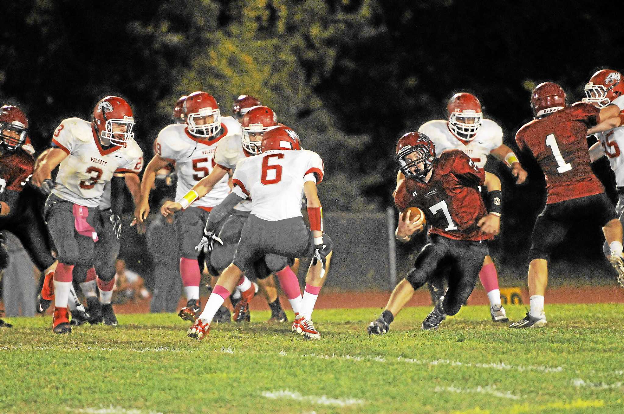 Wolcott cruises past Torrington