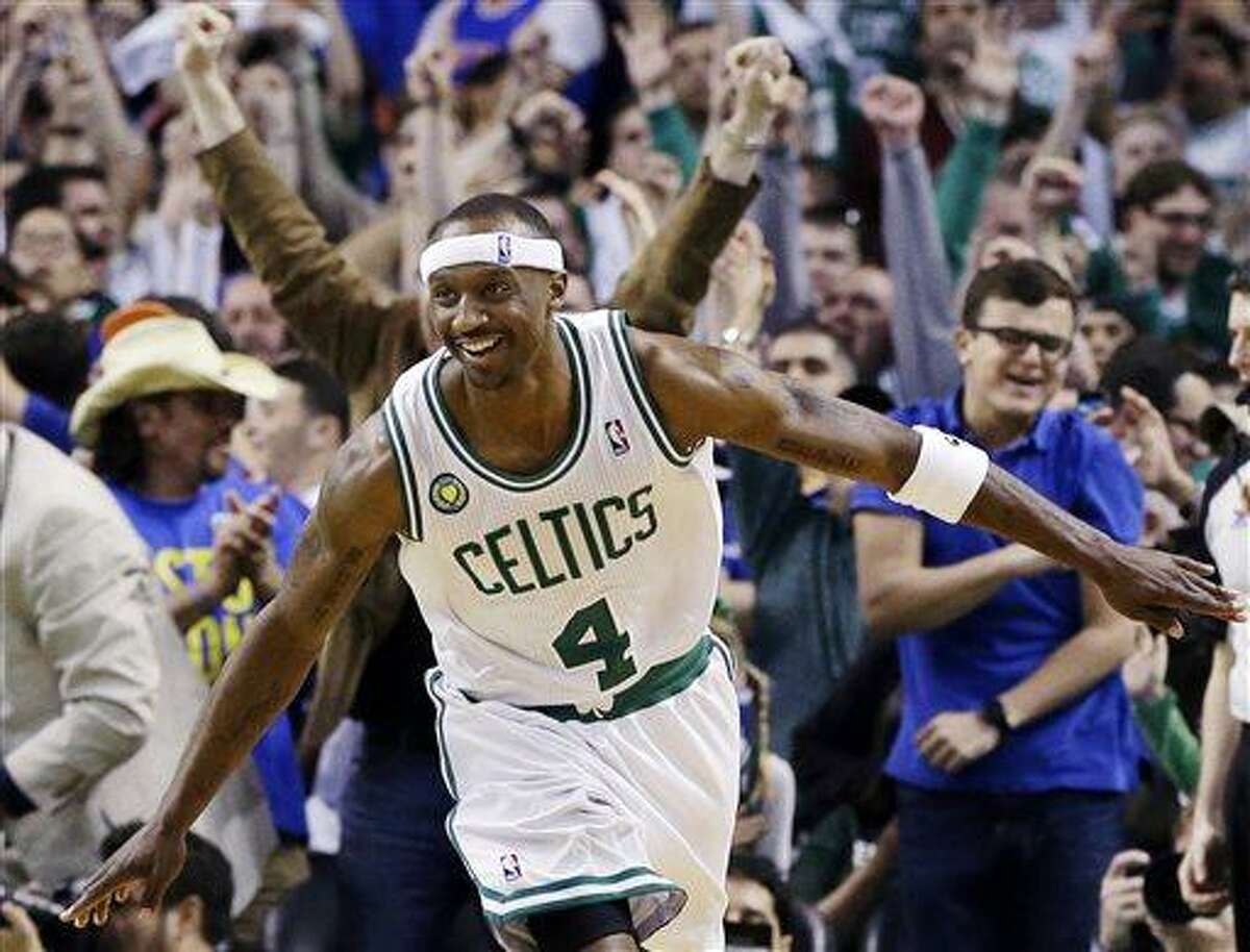 Boston Celtics guard Jason Terry celebrates his basket against the New York Knicks during overtime of Game 4 of a first-round NBA basketball playoff series in Boston, Sunday, April 28, 2013. Terry scored Boston's last nine points as they won 97-90. (AP Photo/Elise Amendola)