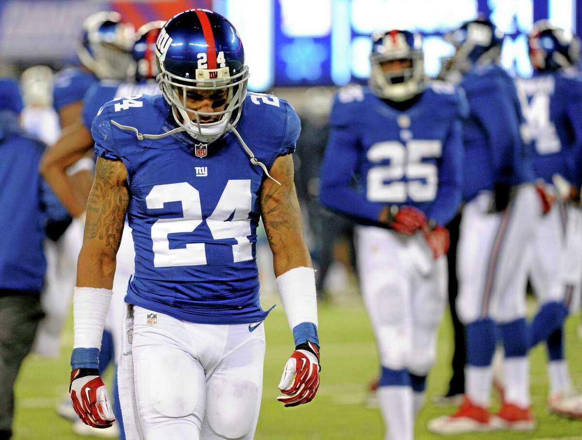 Cornerback Terrell Thomas reacts during the second half of the Giants’ loss to the Cowboys on Sunday.