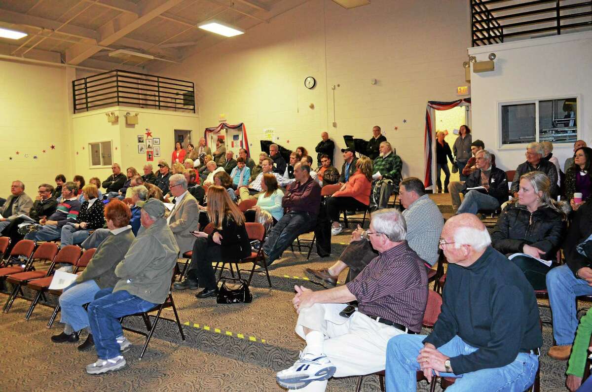 New Hartford residents gathered in Ann Antolini School to hear about potential repairs to the Carpenter Road Bridge, among other issues, in November 2013.