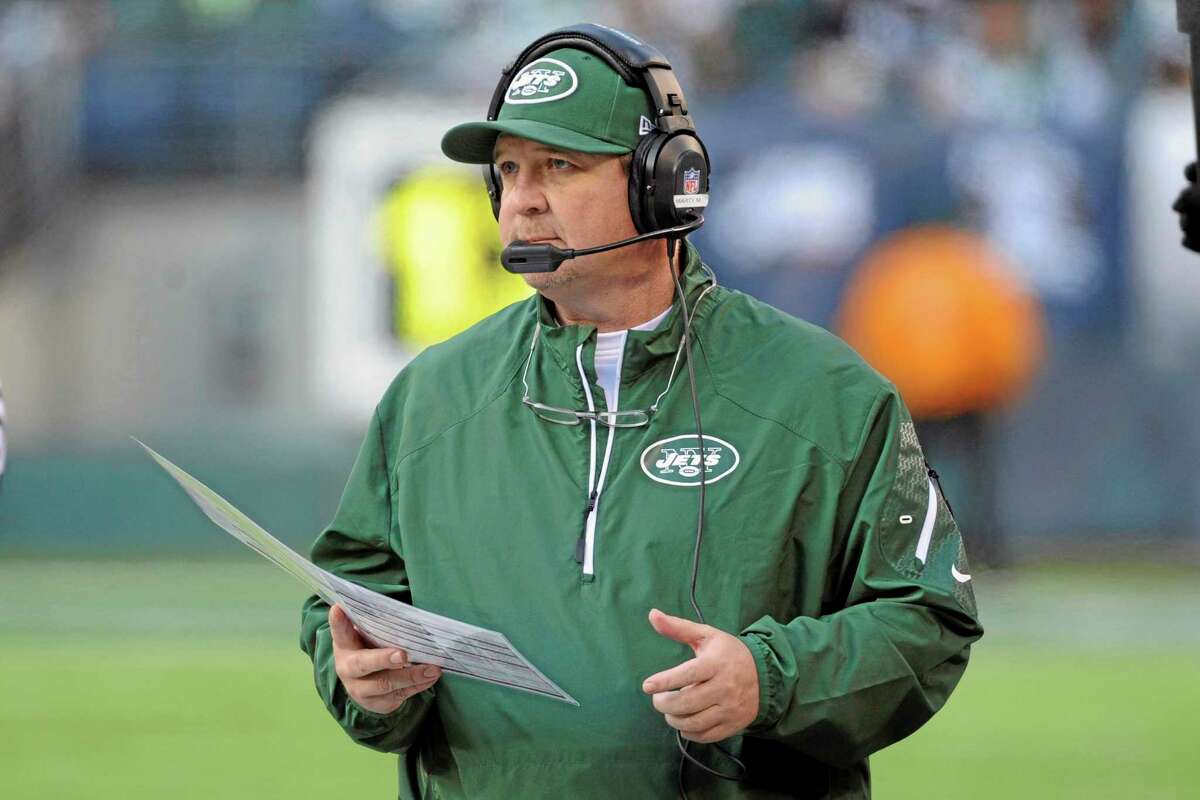 New York Jets coach Marty Mornhinweg’s offense has had a rough start to training camp. The offensive coordinator, in his second season with the Jets, is trying to get a group that appears much-improved from last year with the additions of Eric Decker and Chris Johnson through some early growing pains.