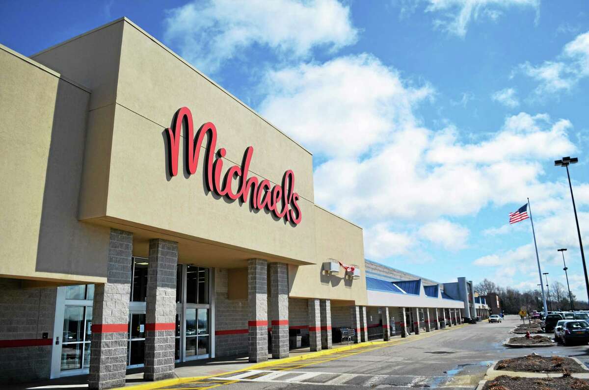 Michaels will be opening in the former Circuit City building in the Torrington Fair plaza at the corner of East Main and Torringford streets in Torrington.