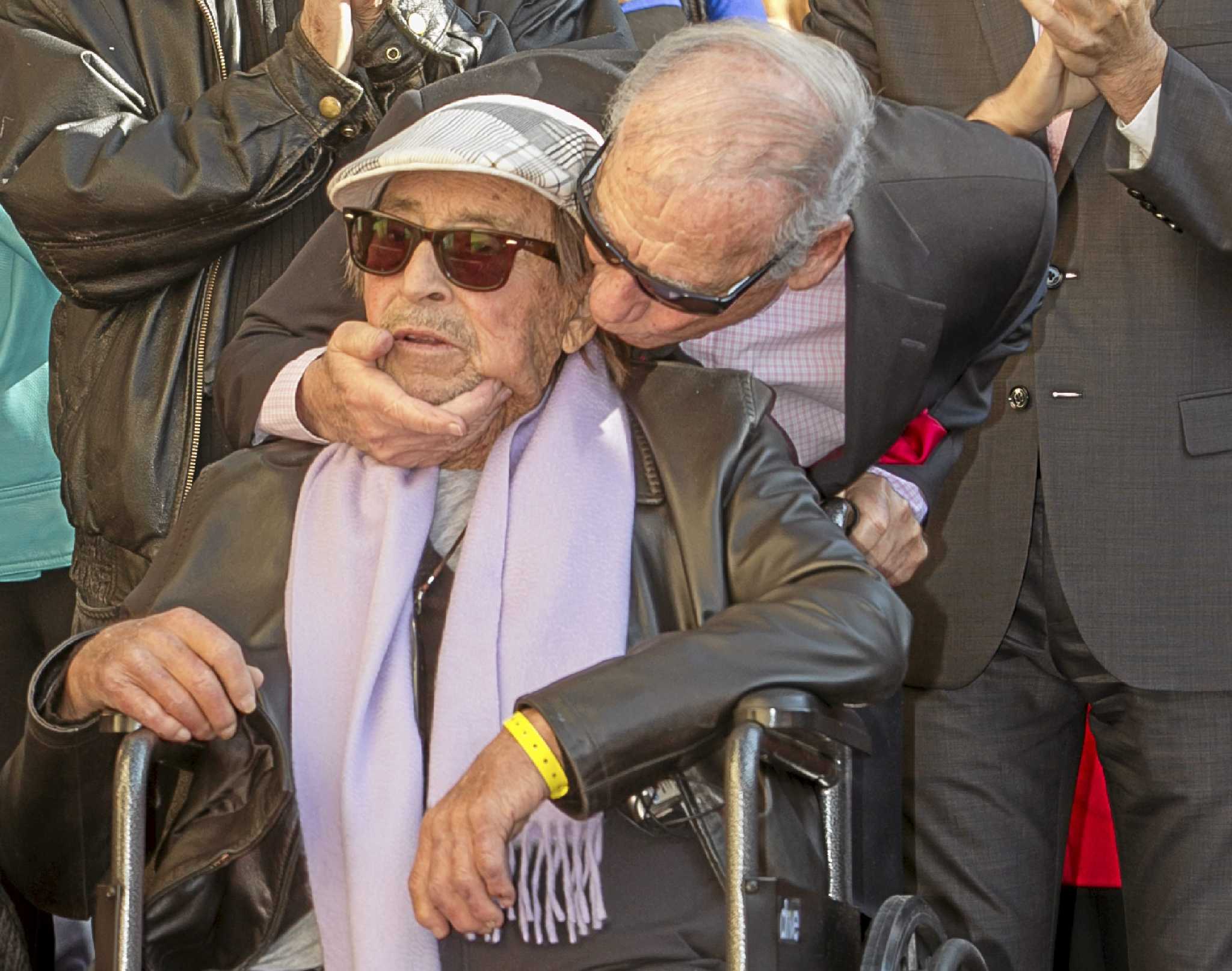 Paul Mazursky, Oscar-nominated screenwriter and director, dies at 84 photo
