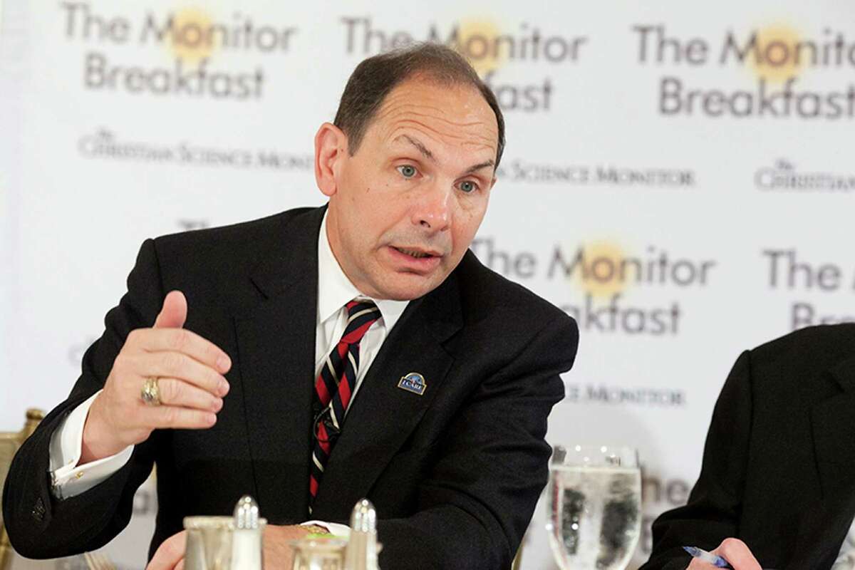 Veterans Affairs Secretary Robert McDonald speaks at a media breakfast hosted by The Christian Science Monitor in this file photo.
