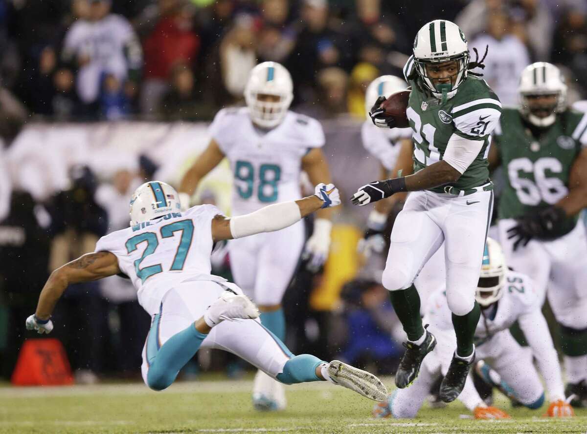 Running back Chris Johnson makes his return to Tennessee Sunday when the New York Jets face the Titans.