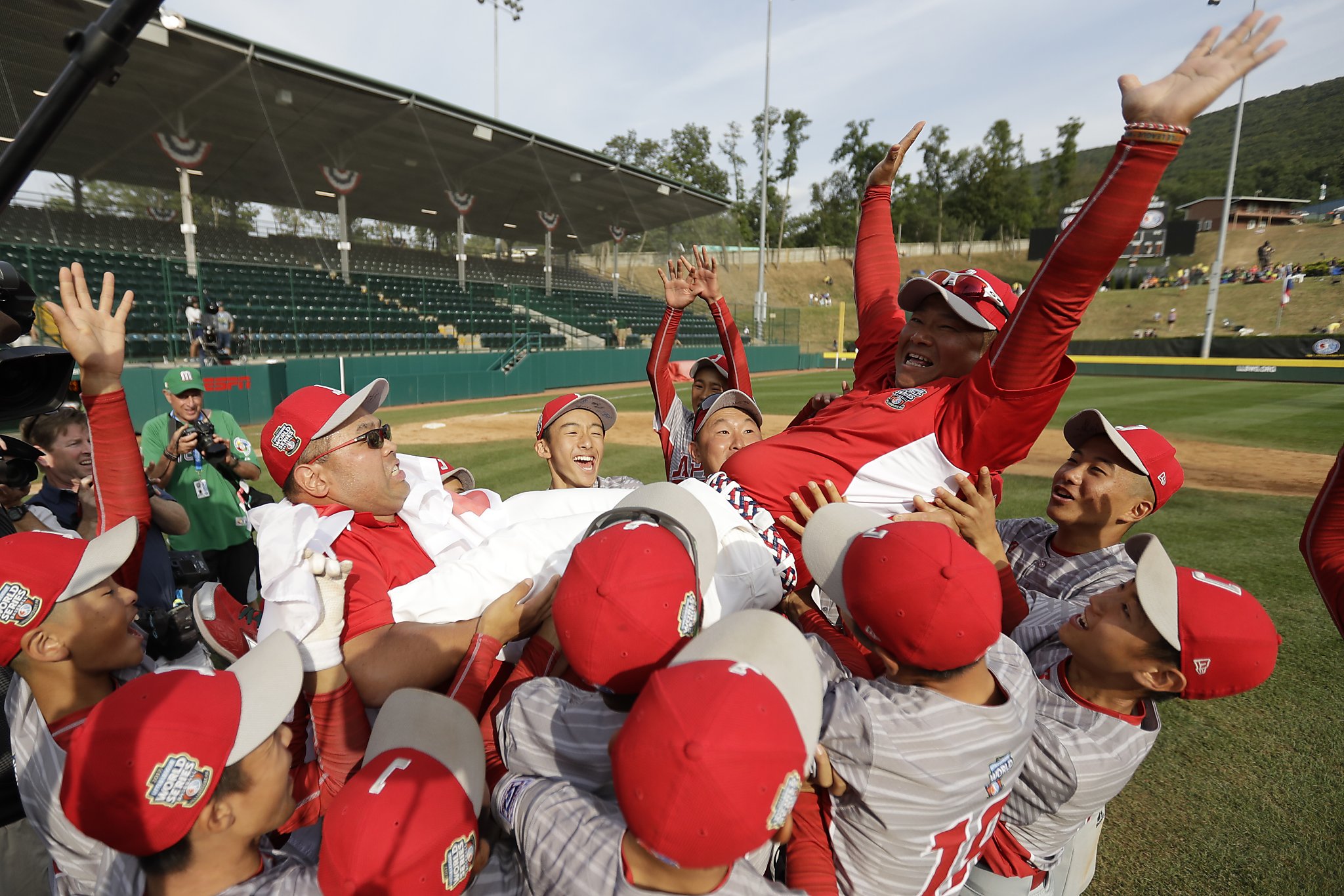 Japan beats Lufkin, Texas, 12-2 for Little League World Series title – The  Denver Post