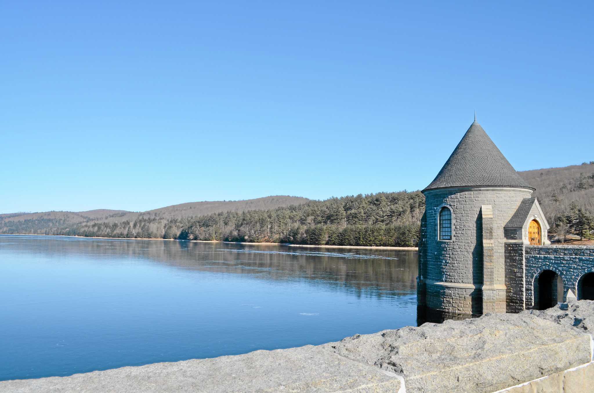 RC archives Saville Dam in Barkhamsted through the seasons