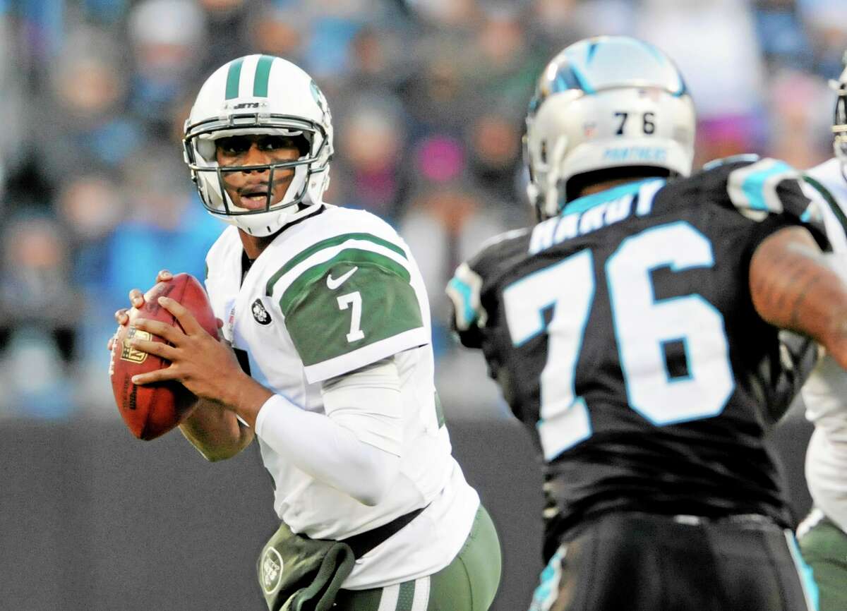 Already eliminated from the playoffs, quarterback Geno Smith and the Jets are still looking to finish the season on a positive note.