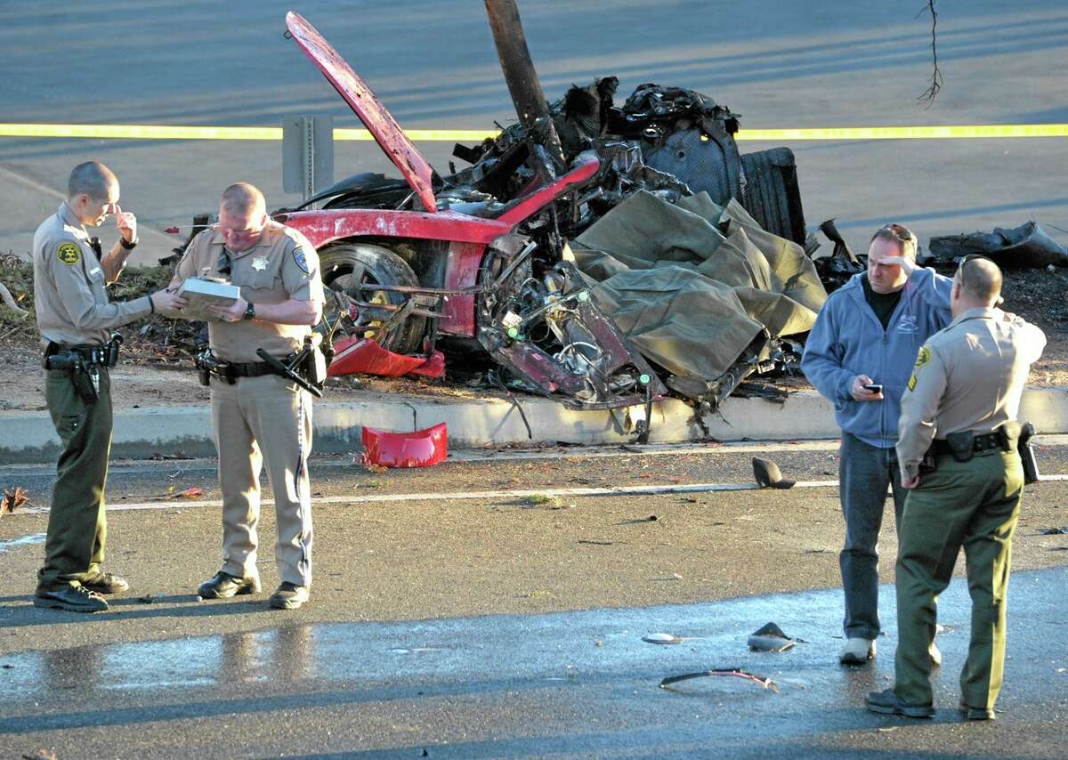 Duur opblijven gordijn Officials: Speed a factor in Paul Walker's fatal crash