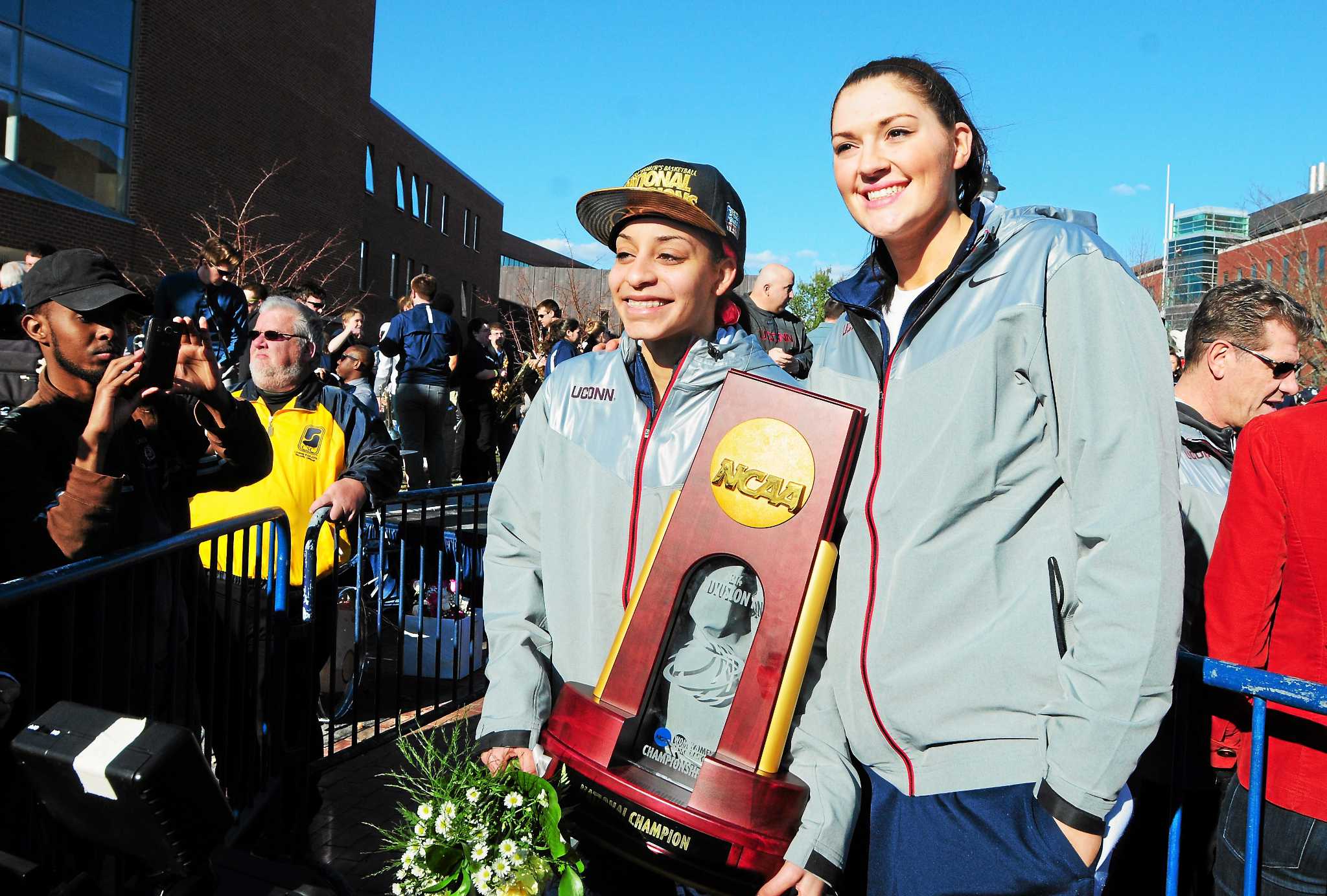 UConn’s Dolson, Hartley expected to be WNBA Draft firstround picks Monday