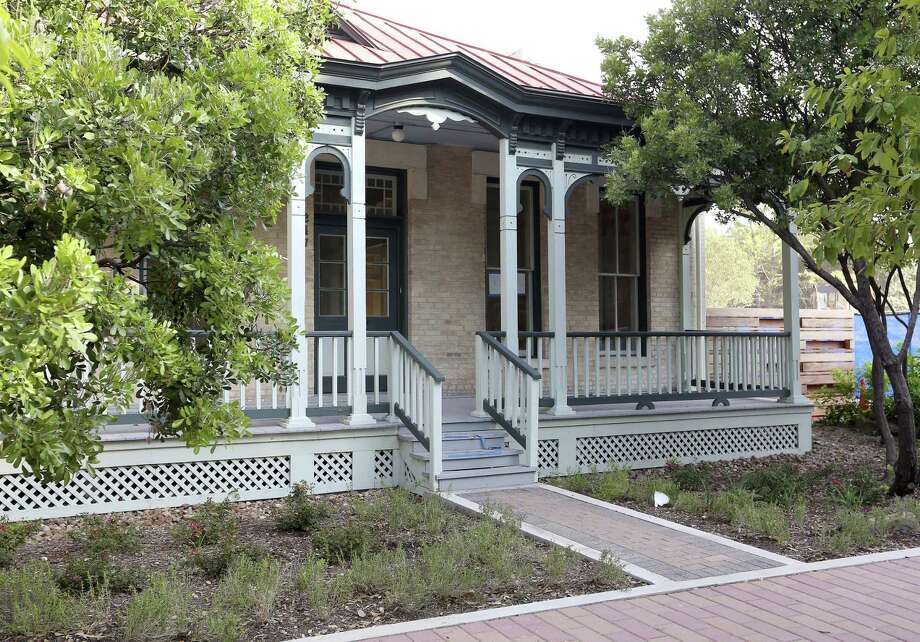 CommonWealth Coffeehouse & Bakery to debut Hemisfair location next week