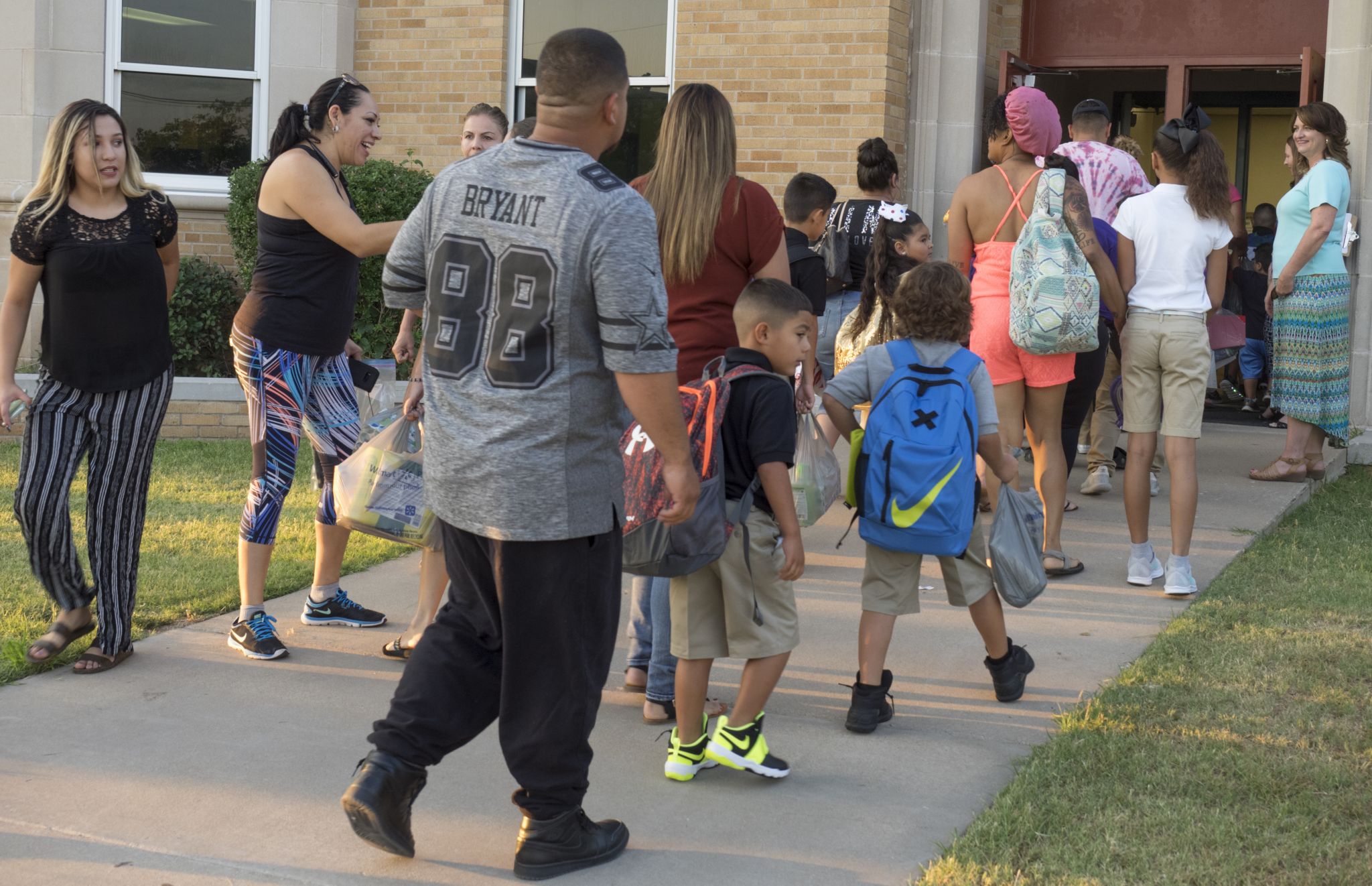 MISD board to discuss adjusting school calendar