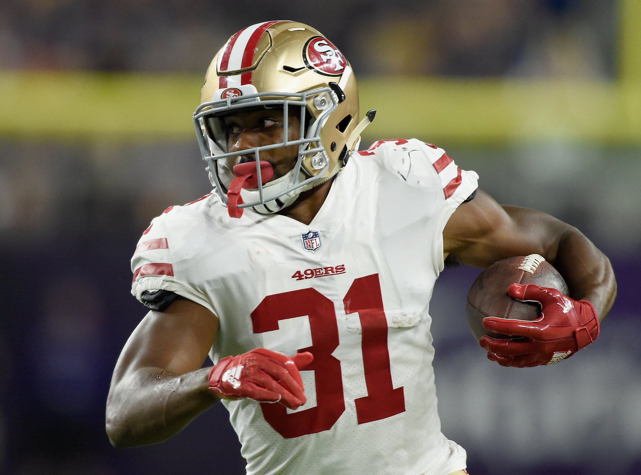 49ers add running back Tim Hightower to back up Carlos Hyde