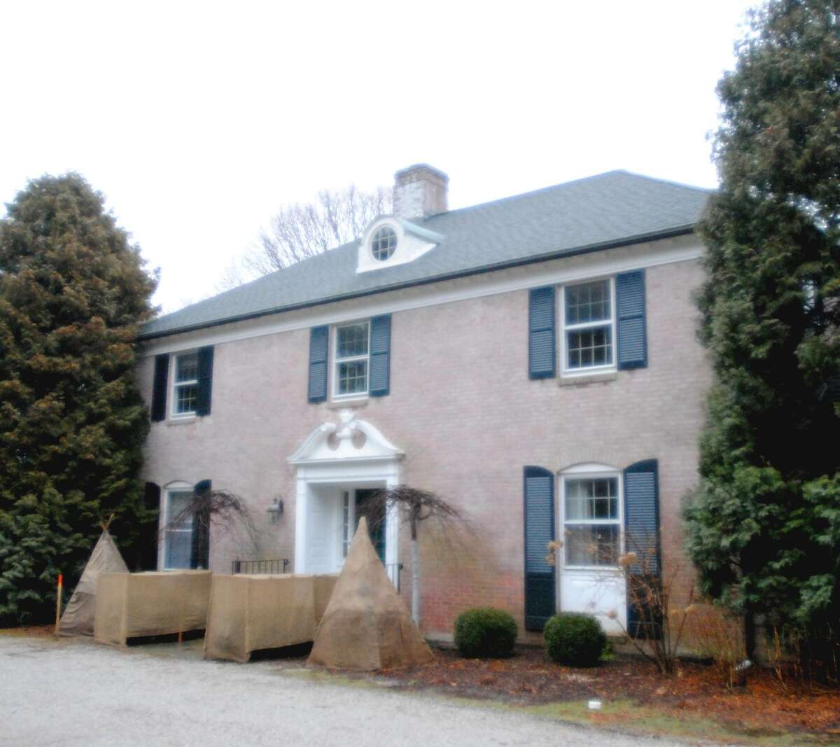 If these walls could talk in Lakeville is part of family