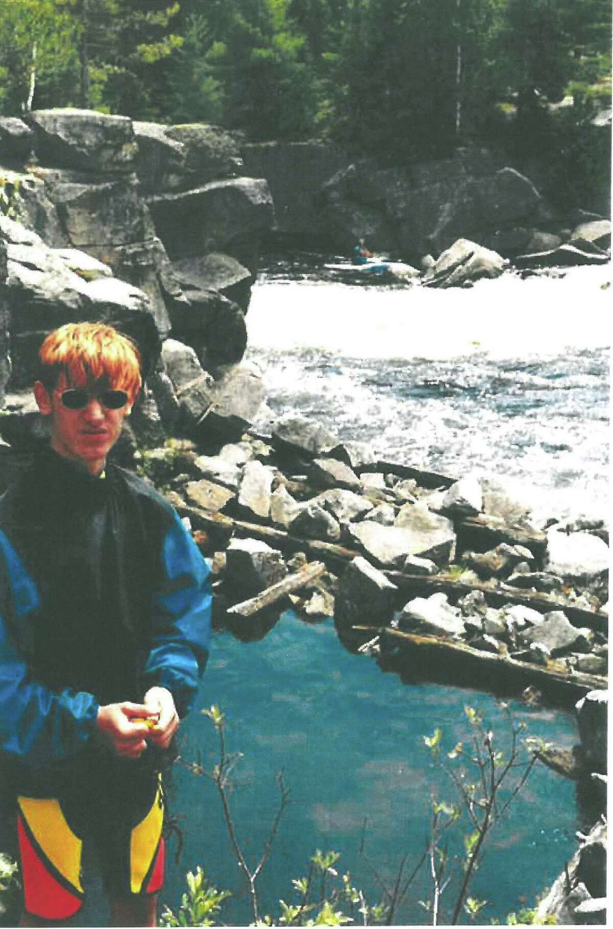 Joshua Komisarjevsky child photos released; father continues to testify