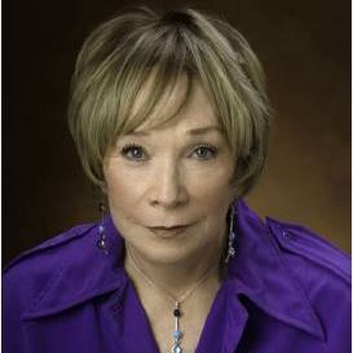 The Fashion Icon Shirley MacLaine Played In A Lifetime Movie