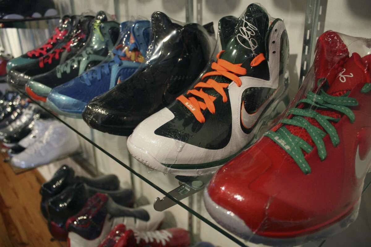 sneakers limited edition shop