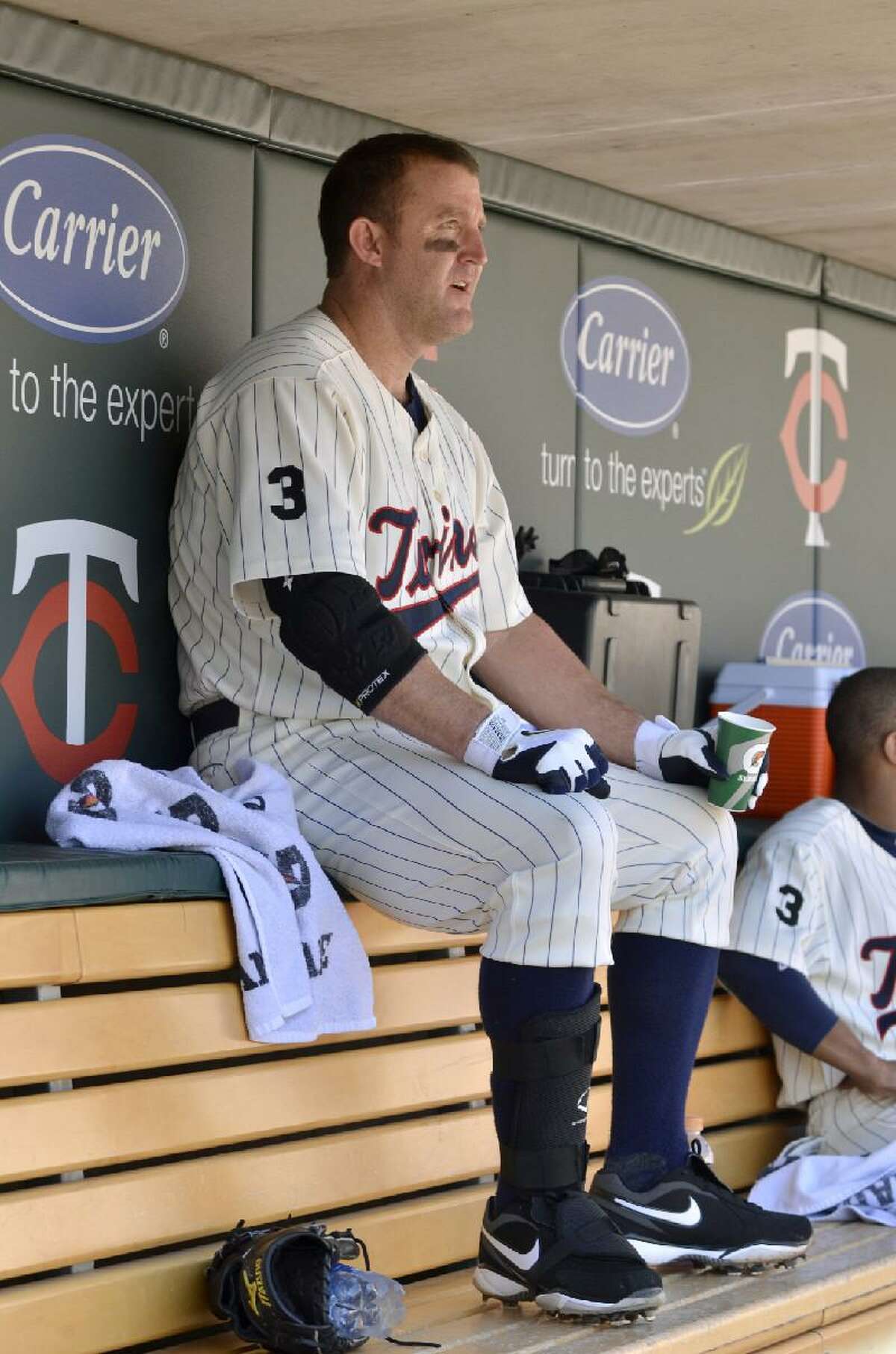 Cleveland Indians wear away jerseys to home opener in honor of