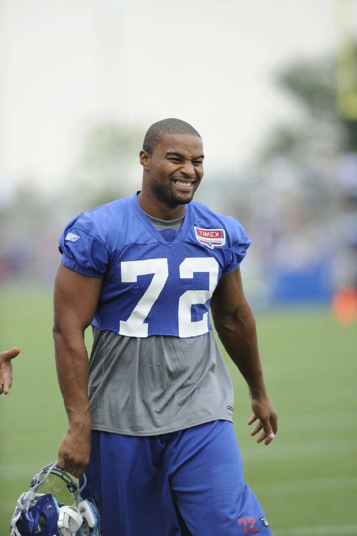 Coughlin says Umenyiora has to earn starting job