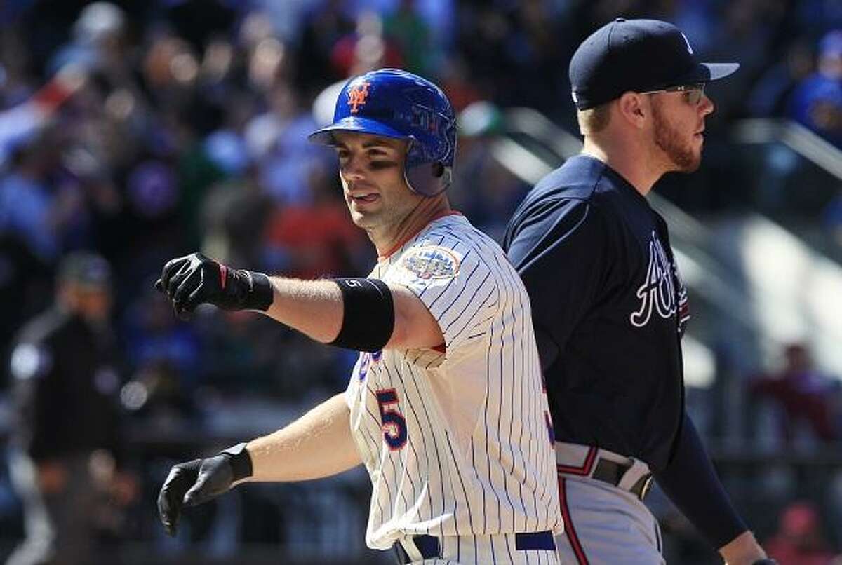 Johan Santana happy to have no-hitter company for Mets return