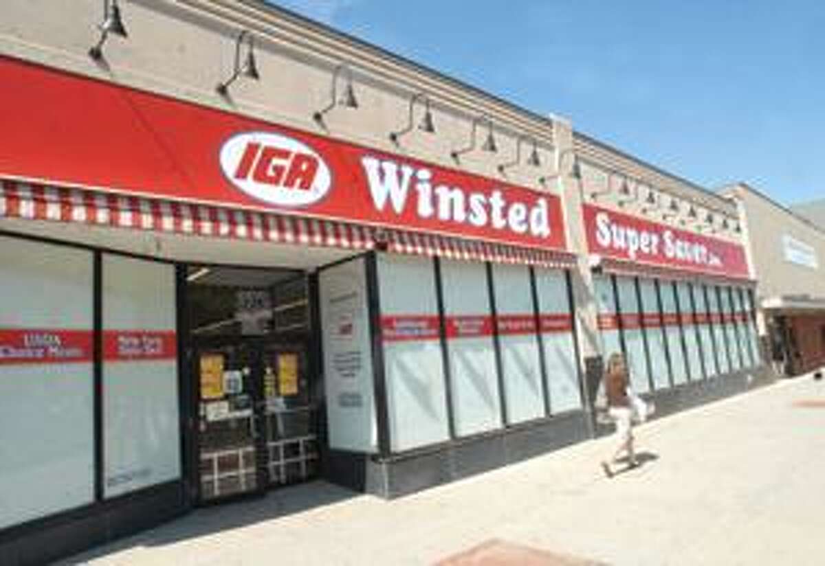 Grocery Store War Stop & Shop, Walmart expand in Torrington as local