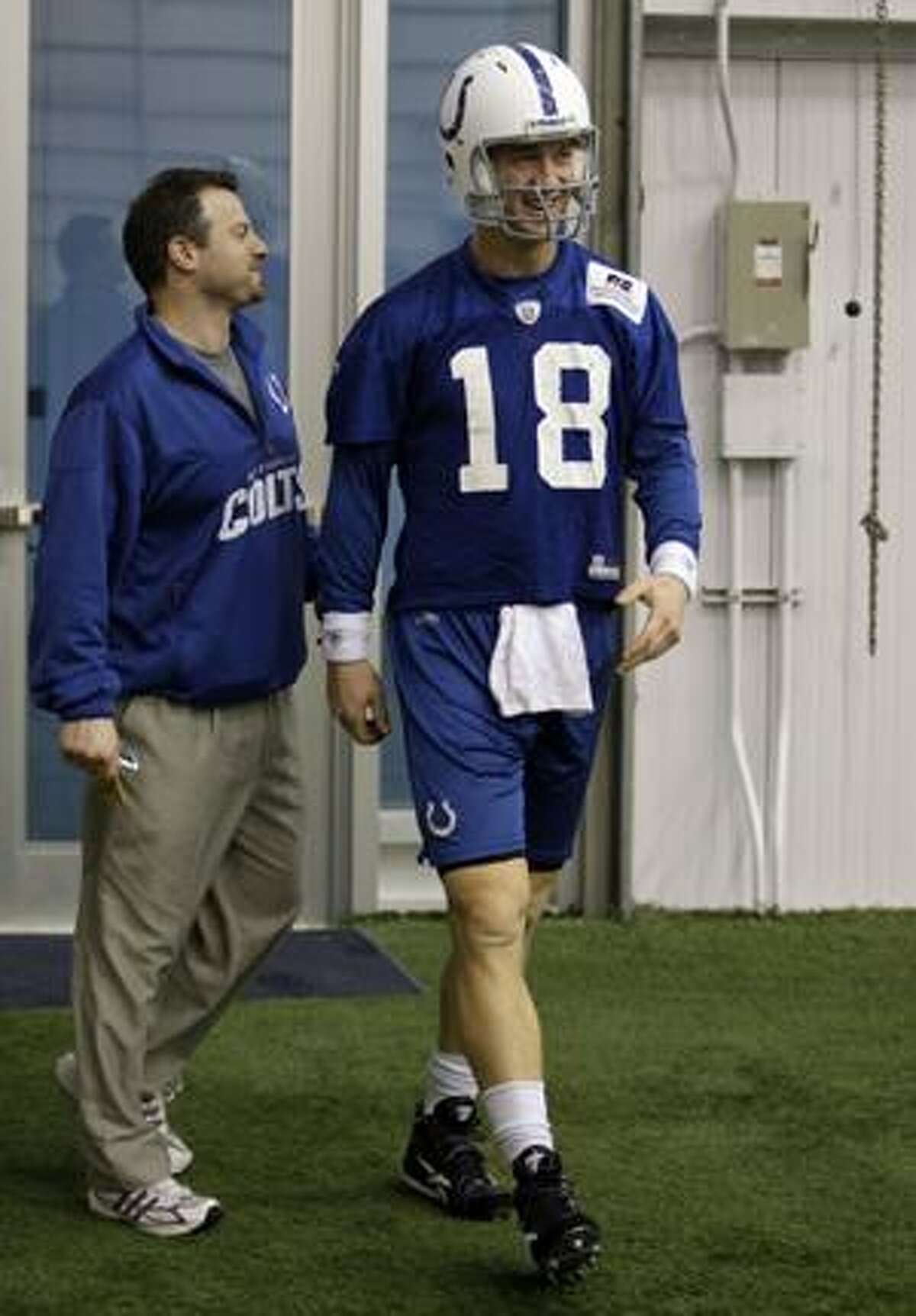 Report: Indianapolis Colts to cut QB Peyton Manning