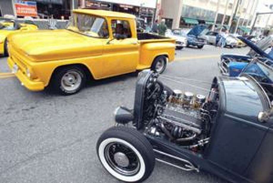 Classic Cars Trucks Rumble Into Town For Annual Show On