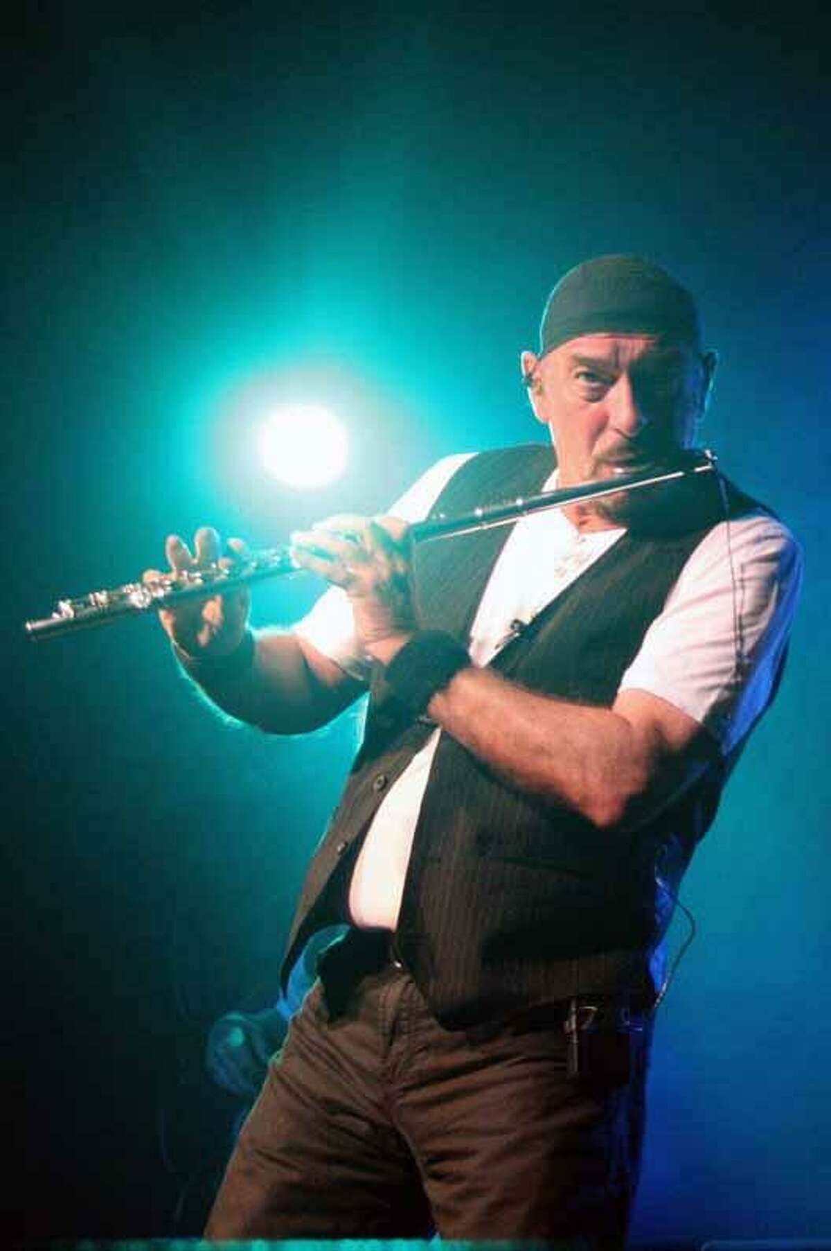 Ian Anderson: Jethro Tull's Early Beginnings And New Starts – The